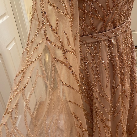 Custom Made Gown - Picture 6 of 8